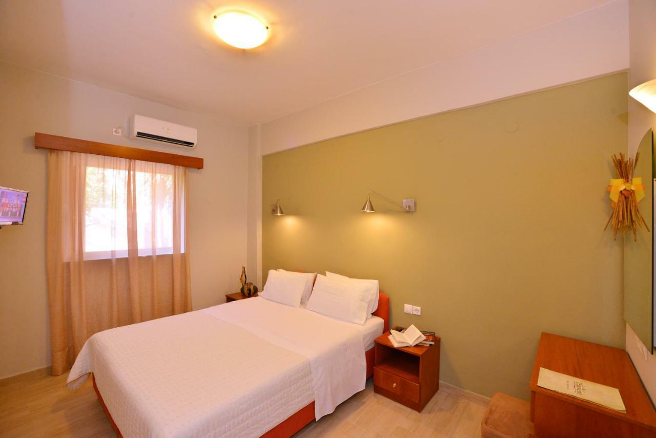 Theoxenia Hotel Apartments Chrani Buitenkant foto